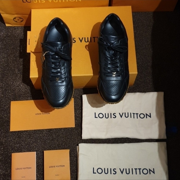 Louis Vuitton X Supreme Run Away - Picture 4 of 4